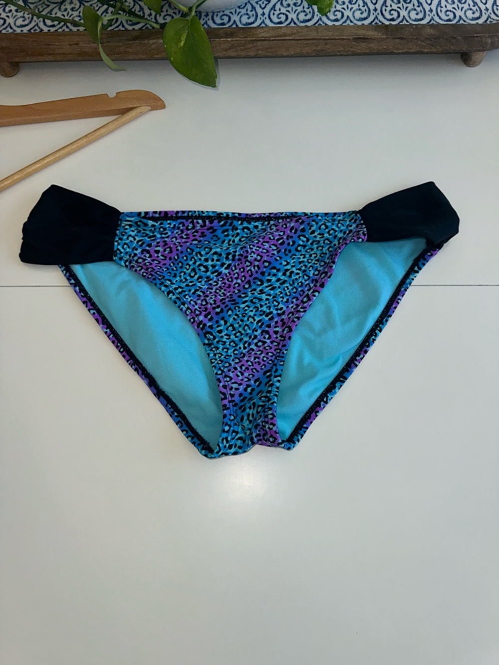 BONGO Blue and Purple Leopard Print Swim Top